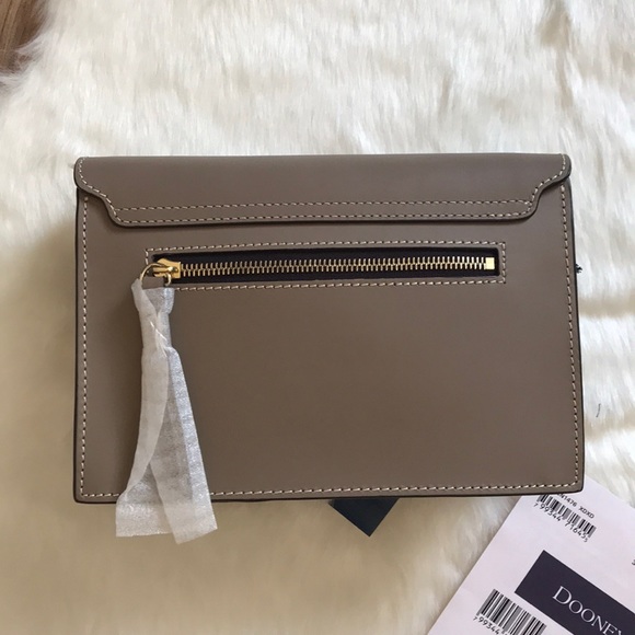 Dooney & Bourke leather crossbody bag - Picture 2 of 10